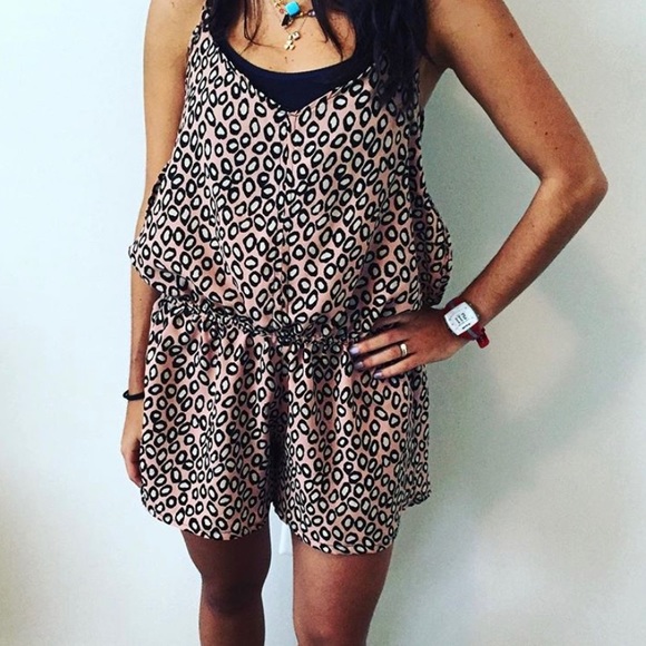 Short Jumpsuit - Picture 1 of 3